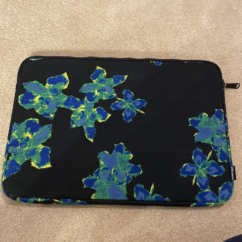 Hershel Laptop sleeve - Picture 3 of 10